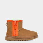 UGG Mini Zipper Tape Logo Chestnut